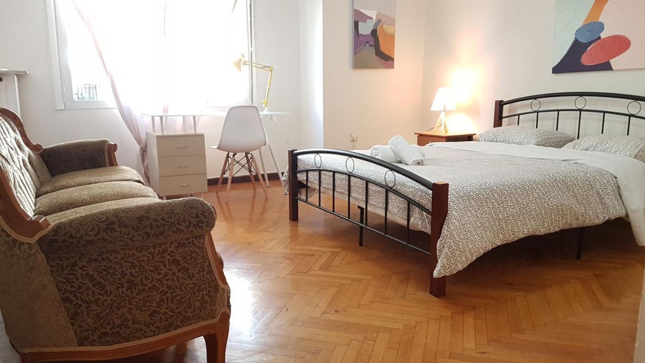 Teal Apartment - Athens Center, 4 Bd, 2 Bath المظهر الخارجي الصورة